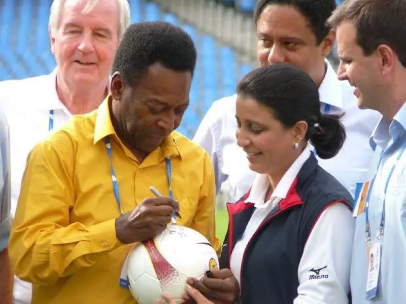Sport féminin : Pour N. El Moutawakel, la CAN (f) Maroc 24 doit être un levier pour l’émancipation des femmes dans le sport