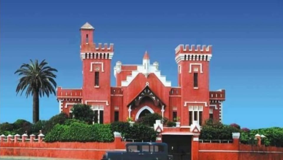 ​El Jadida : APPEL URGENT POUR LE CLASSEMENT DU "PALAIS ROUGE", TRÉSOR HISTORIQUE MENACÉ