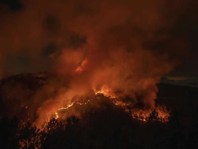 ​Deux morts dans un premier incendie d'été en Espagne