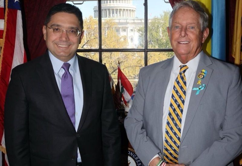 Joe Wilson, à droite, aux côtés du ministre des Affaires étrangères, Nasser Bourita. Jeudi 10 avril 2025.