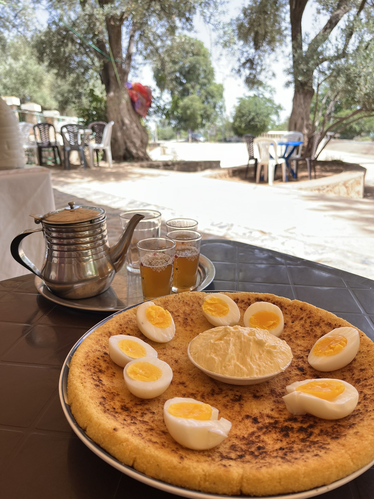 Rass el Ma et le plat "Khebza Lebza"