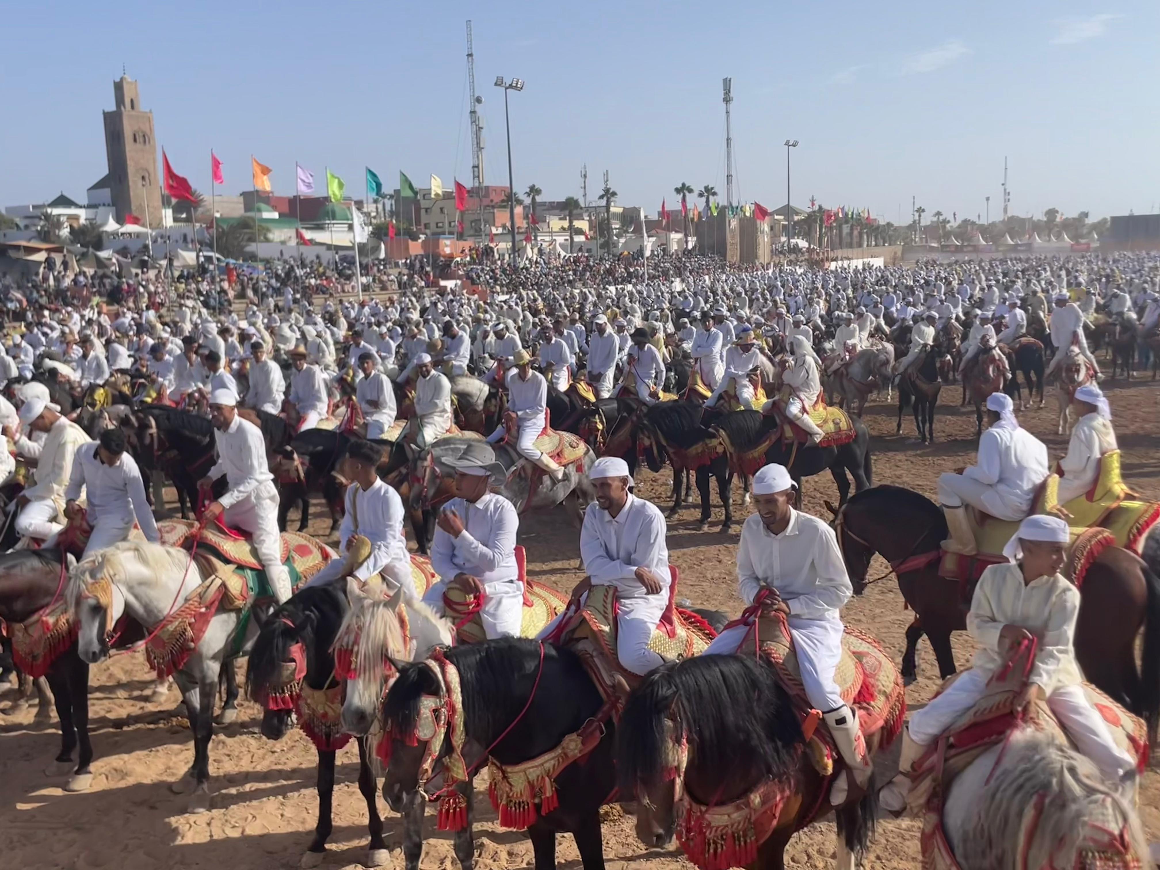 ​Moussem Moulay Abdallah: 122 troupes de Tbourida – dont trois exclusivement féminines – et 2 065 chevaux