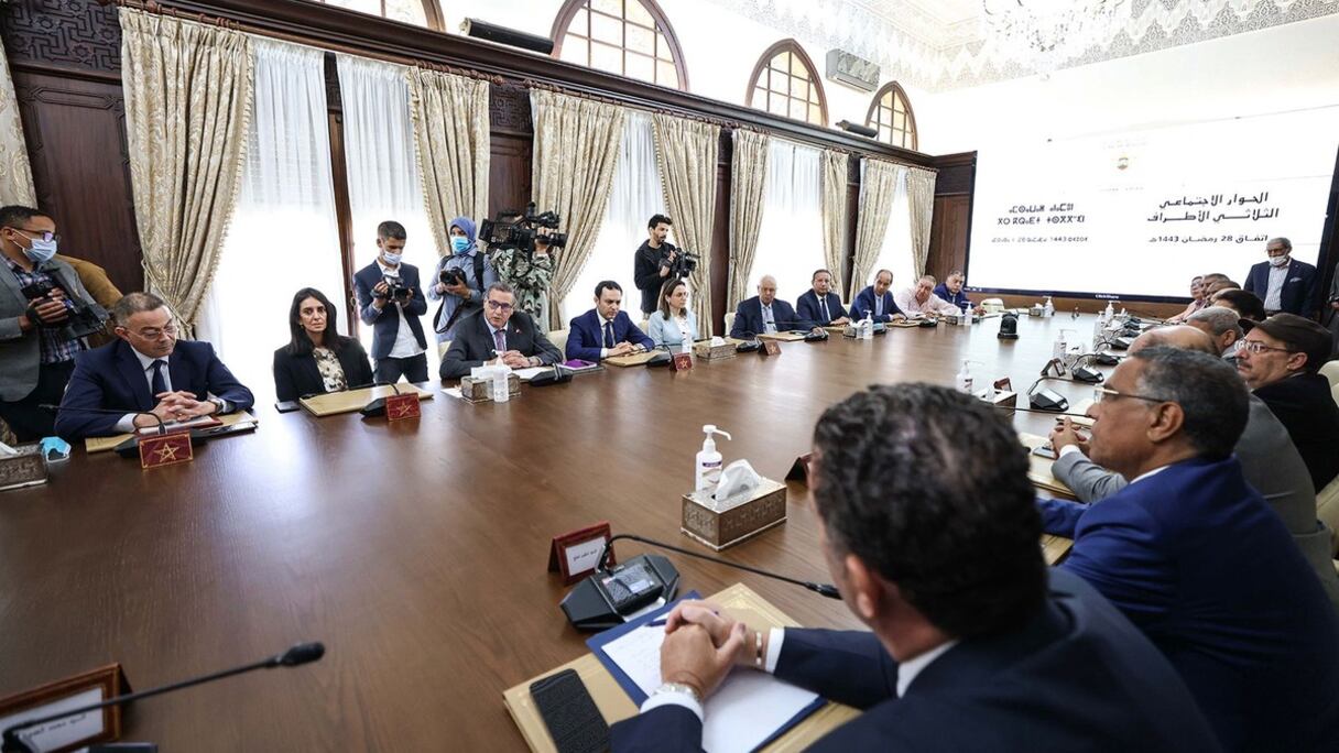Le gouvernement s’apprête à nouveau à réunir les partenaires sociaux dans le cadre de la commission nationale.