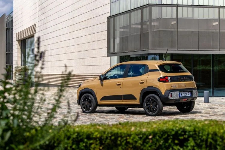 Essai - Nouvelle Dacia Spring, la tout électrique abordable