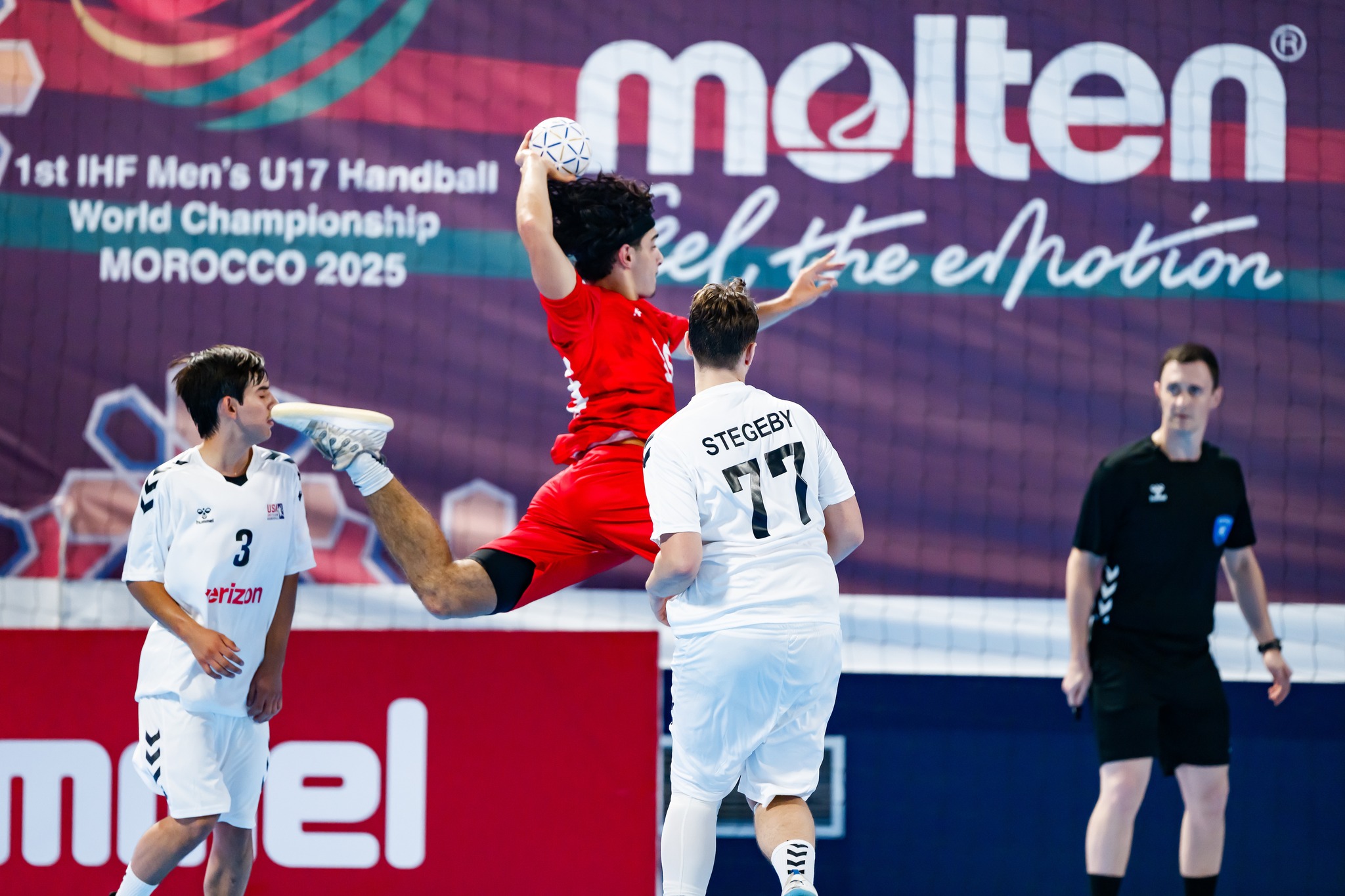 Mondial U17 de handball Casa 25 : Défaite cruelle du Maroc face aux États-Unis Mondial U17 de handball Casa 25 : Défaite cruelle du Maroc face aux États-Unis