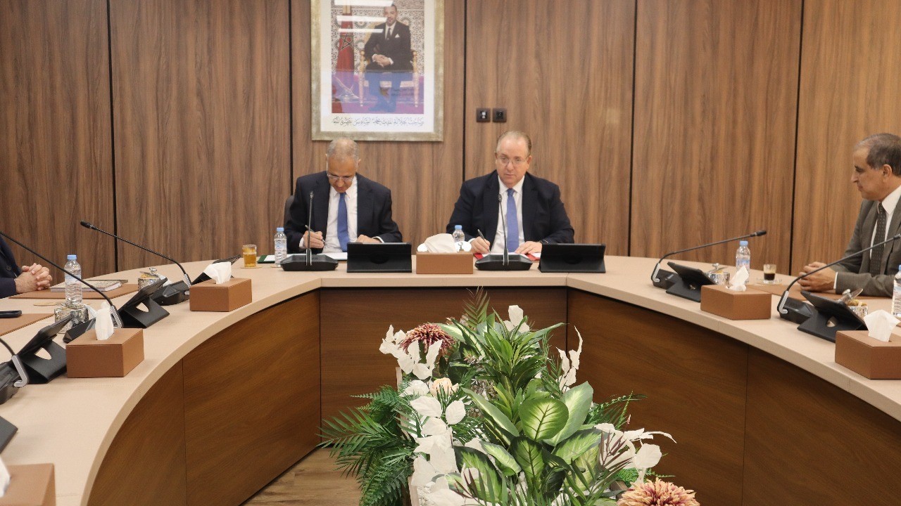 Ordre des médecins dentistes : Al Barid Bank lance des offres sur mesure pour les praticiens Ordre des médecins dentistes : Al Barid Bank lance des offres sur mesure pour les praticiens