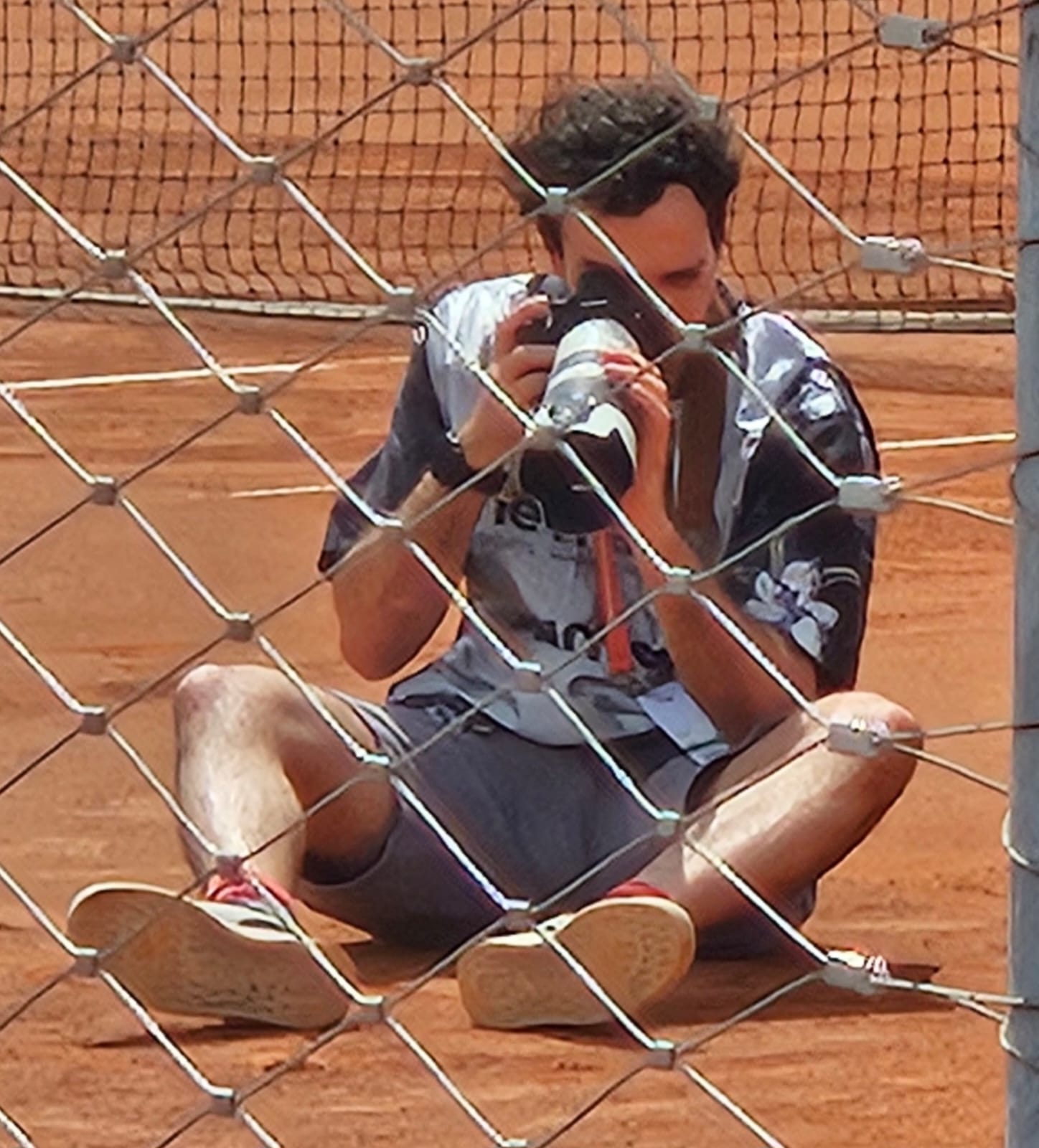 On couvre l'événement comme on peut.