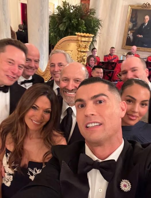 Etats-Unis : Trump salue Cristiano Ronaldo lors d’un dîner officiel à la Maison-Blanche