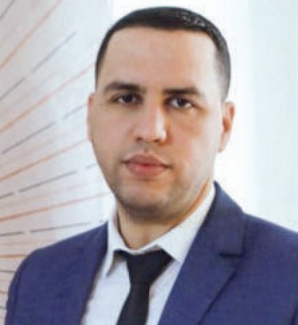 Avocat au Barreau de Rabat, Me Mohammed Tahiri a répondu à nos questions sur le contrôle du contenu diusé sur les réseaux sociaux.