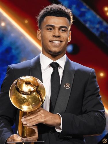 Globe Soccer Awards 2025 : Dembélé au sommet, le PSG et le Barça à l’honneur