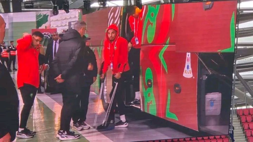 Ounahi lors de l'arrivée au stade