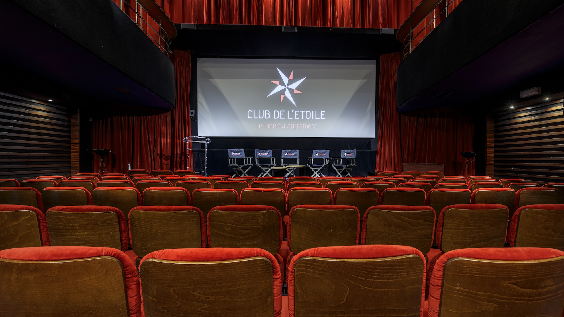 Inauguration du "Ciné-club Bernoussi" avec la projection du film "Bamou" du réalisateur Driss Lamrini