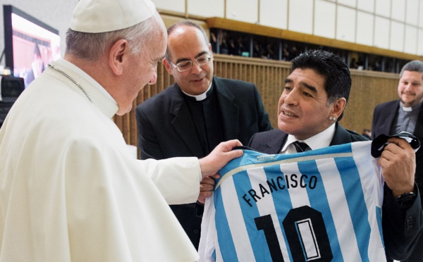 Football: Le pape François rend hommage au "poète" Maradona