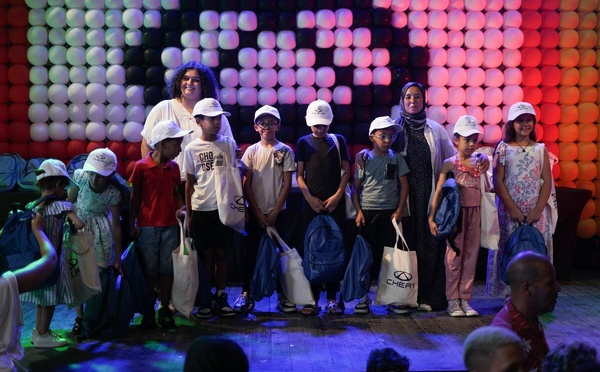 Chery Maroc : Distribution de 100 cartables à des enfants issus de milieu modeste