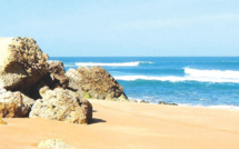Safi : Le Surf parc de Sidi Bouzid, une plage très prisée !