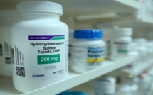 COVID-19 : Le traitement à l’hydroxychloroquine et l’azithromycine augmenterait le risque de mortalité
