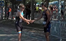 Espagne : Un triathlète attend son concurrent qui s'est trompé de route !