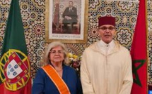Décoration Royale à l'ancienne ambassadrice du Portugal au Maroc