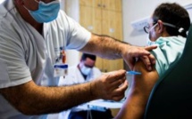 Compteur coronavirus : 423 cas testés positifs et 2.447.716 de personnes vaccinées