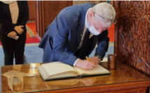 Une délégation israélienne visite le Mausolée Mohammed V
