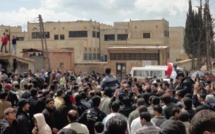 Les forces de Bachar avancent sur Deraa