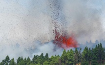 Espagne : un volcan entre en éruption dans l'archipel des Canaries