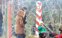 Biélorussie-UE : Coups de feu et gaz lacrymogène contre les réfugiés à la frontière