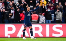 Ligue 1 : Mbappé reste, mais le Paris SG n'en a pas fini