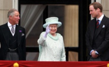 Royaume Uni : La presse britannique lance les festivités du jubilé d'Elizabeth II