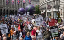 Royaume-Uni : Les Britanniques manifestent contre la vie chère