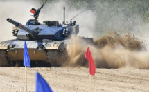 Guerre et paix : Manœuvres tous azimuts