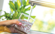 Economiser l’eau chez soi : les astuces et les bons gestes à adopter