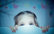 Cauchemars &amp; terreurs nocturnes: comment apaiser son enfant ?