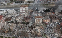 Tremblement de terre : Un bilan provisoire de plus de 9.500 morts et 40.000 blessés