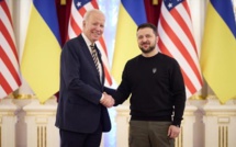 Guerre en Ukraine : En visite à Kiev, Biden annonce des armes supplémentaires à l'Ukraine