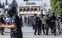 Tunisie : Les arrestations d'opposants se poursuivent