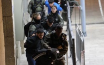 Palestine : Prise d’assaut d’Al-Aqsa et arrestation de plus de 350 Palestiniens par la police israélienne
