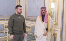 Zelensky arrive en Arabie saoudite pour participer au Sommet de la Ligue arabe
