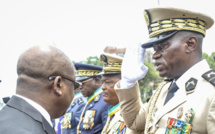 Gabon: Nguema promet des institutions démocratiques