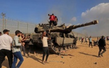 Offensive du Hamas: plus de 800 morts recensés en Israël