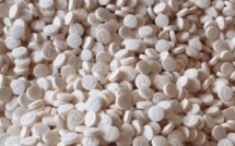 Meknès: Saisie de 1.500 comprimés psychotropes et interpellation de deux individus pour trafic de drogue (source sécuritaire)