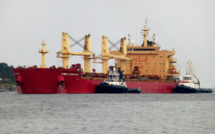 Mer Rouge : Attaque d’un navire américain et explosions dans le port de Hodeida