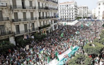 Algérie : Le spectre du « hirak », de la présidentielle, la Kabylie et les idées noires d’un pouvoir désemparé