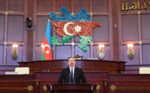 Azerbaïdjan : Après sa réélection, le président Ilham Aliyev prête serment sur le Coran 