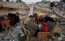 Palestine : Iftar collectif au milieu des ruines de Rafah