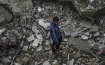 Gaza: négociations de trêve au Qatar, Israël mène une opération contre un hôpital