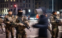 France : "Vigipirate" élevé au niveau "urgence attentat"