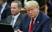 Procès de Trump: Un homme tente de s'immoler par le feu à New York 