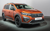 Dacia lance la production de sa première voiture hybride au Maroc