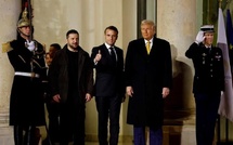  Trump et Zelensky parlent de la paix en Ukraine lors d'une rencontre à Paris 